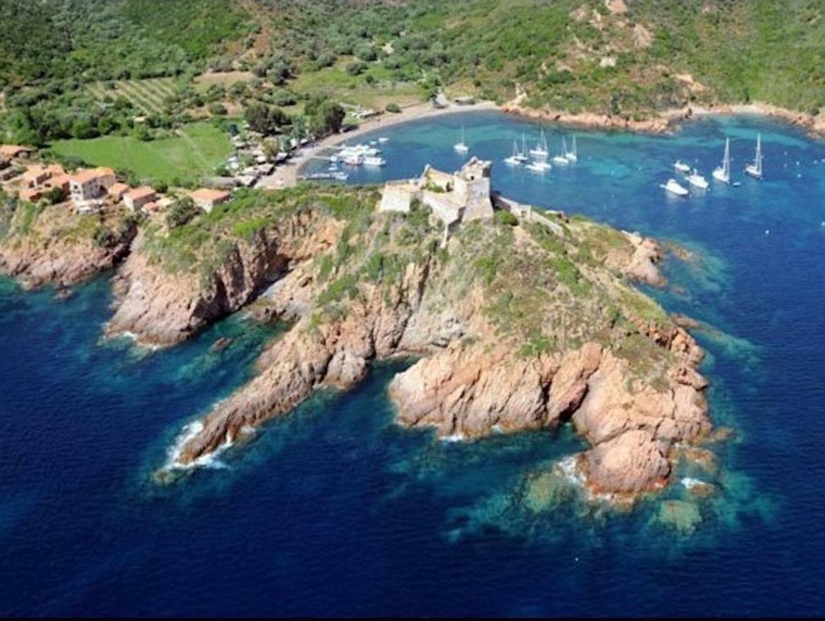Maison De Vacances Renno Bagian luar foto